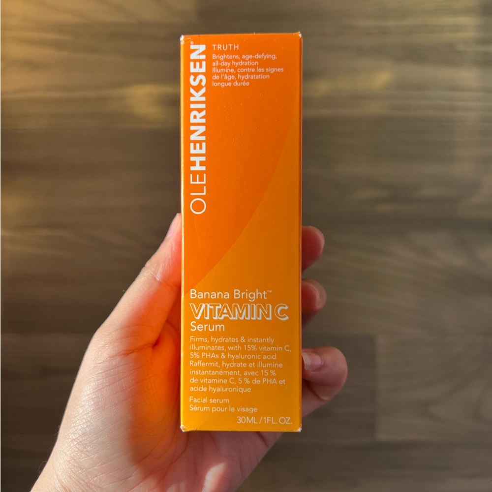 Olehenriksen Banana Bright Vitamin C Serum